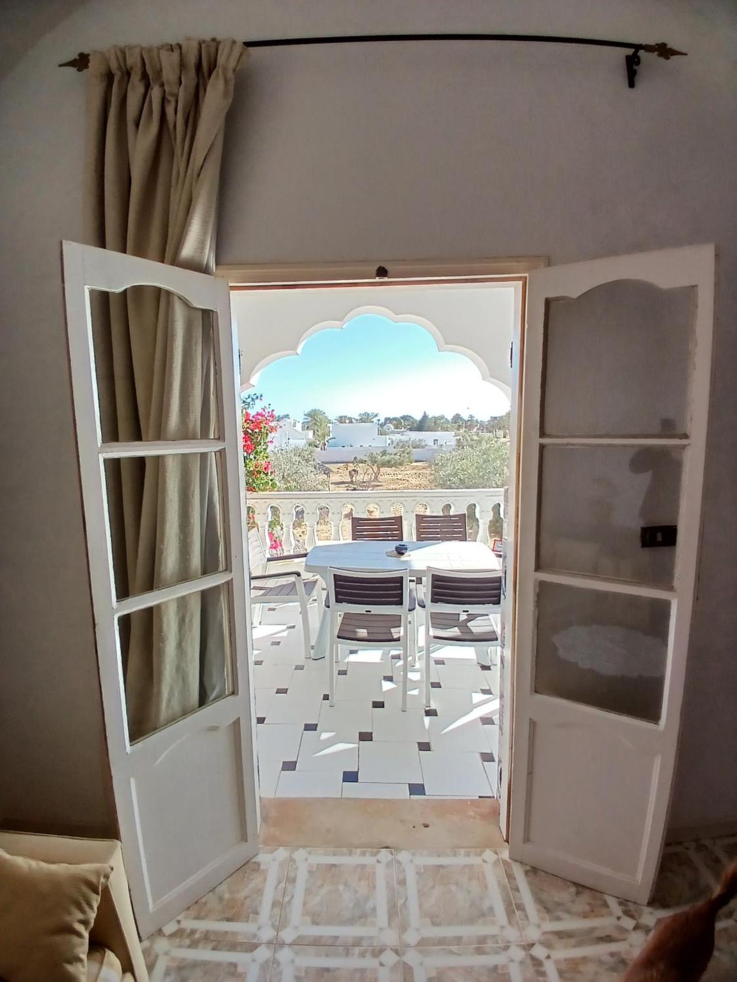 Aghīr Menzel Churasco Djerba מראה חיצוני תמונה