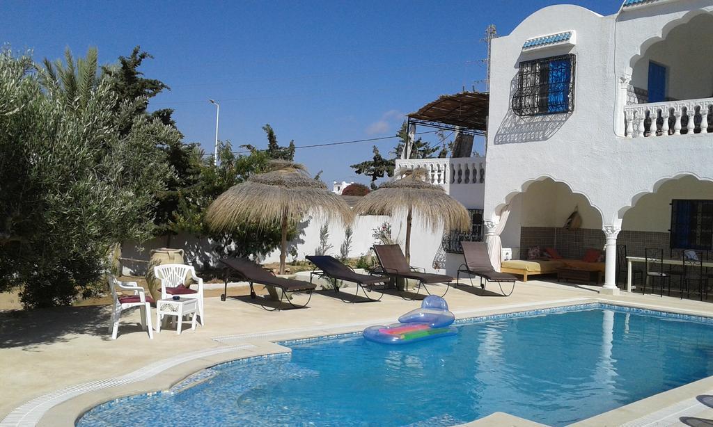 Aghīr Menzel Churasco Djerba מראה חיצוני תמונה