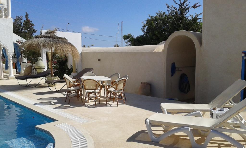 Aghīr Menzel Churasco Djerba מראה חיצוני תמונה