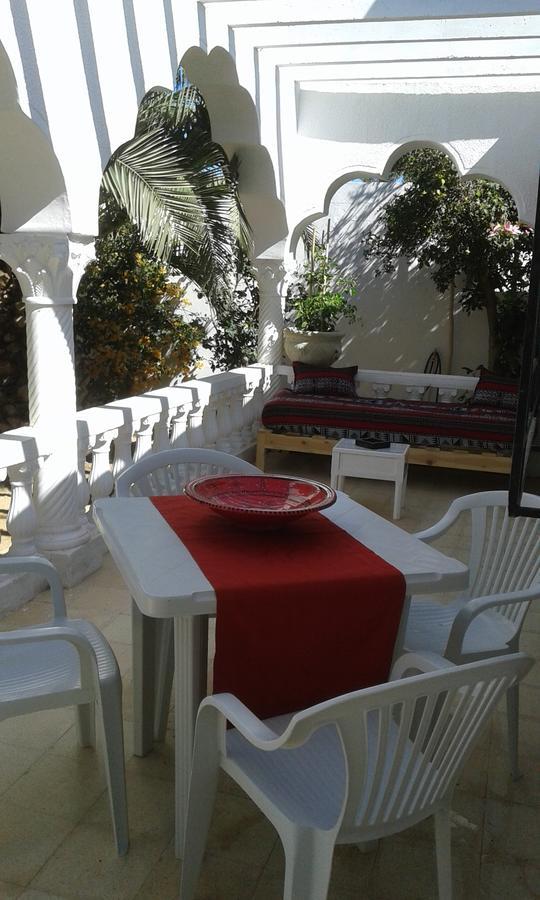 Aghīr Menzel Churasco Djerba מראה חיצוני תמונה
