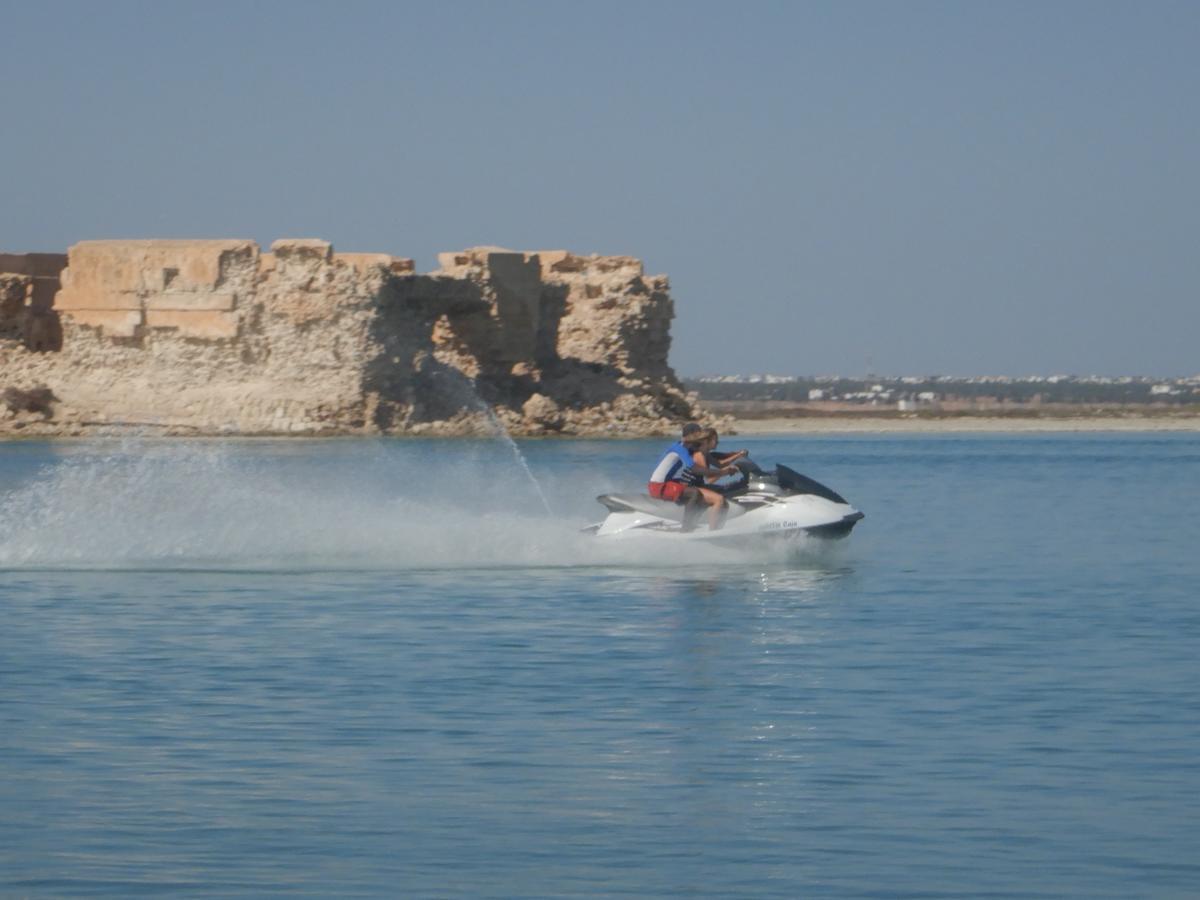 Aghīr Menzel Churasco Djerba מראה חיצוני תמונה