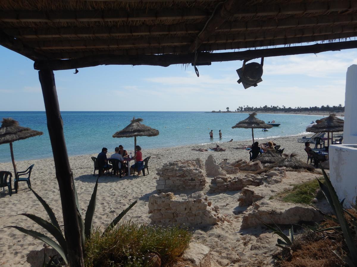 Aghīr Menzel Churasco Djerba מראה חיצוני תמונה