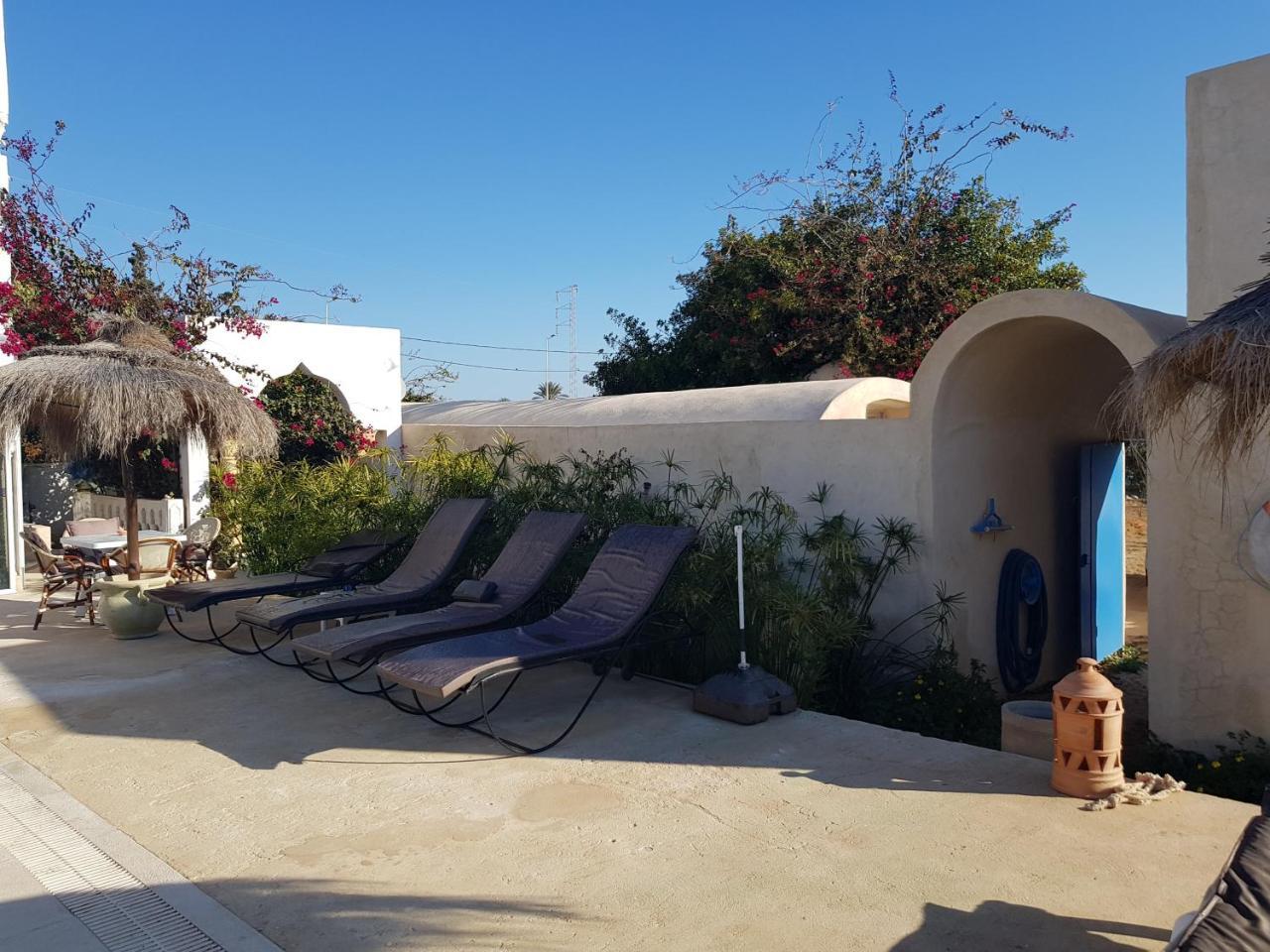 Aghīr Menzel Churasco Djerba מראה חיצוני תמונה