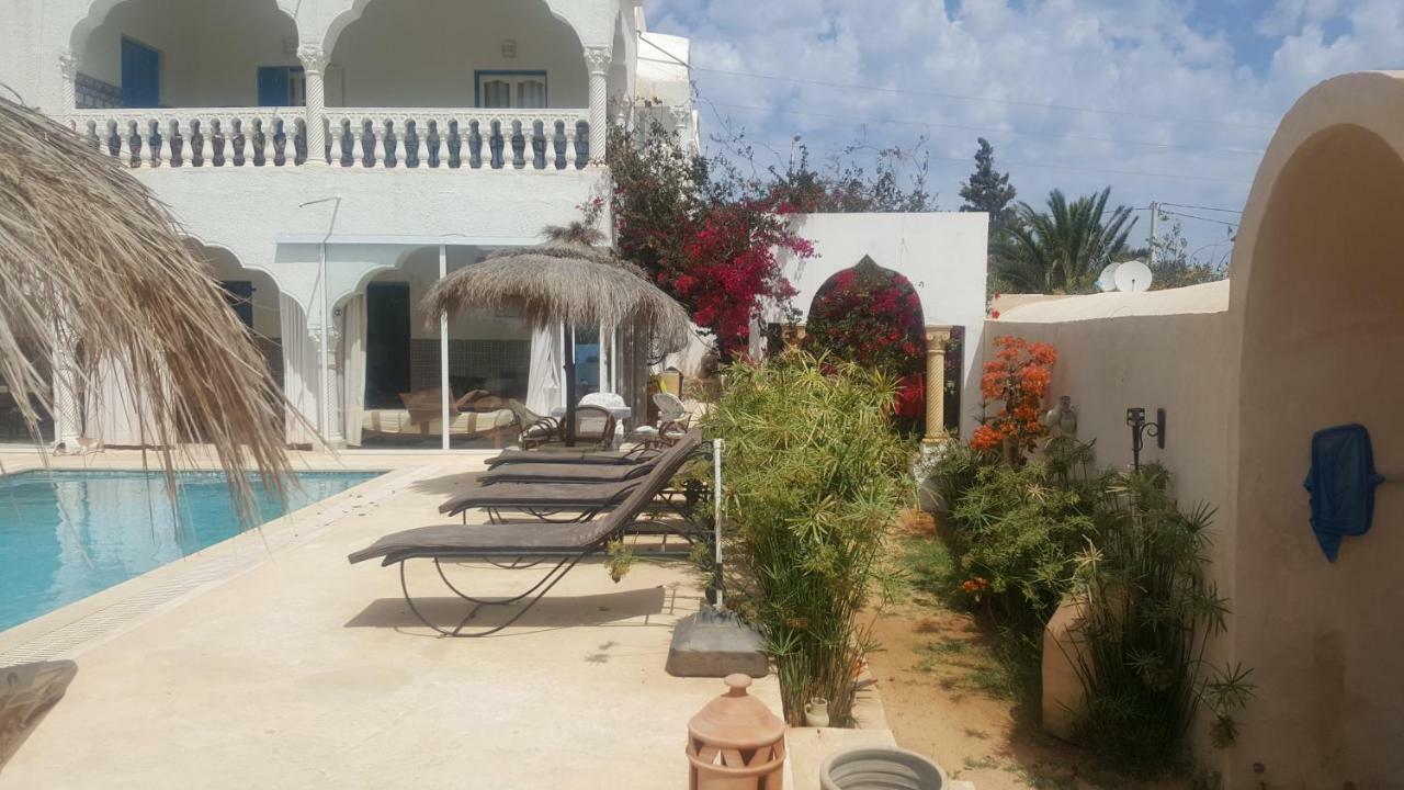 Aghīr Menzel Churasco Djerba מראה חיצוני תמונה